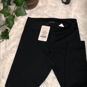 Brand new Fabletics Crop Leggings Black
